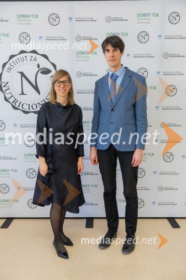 doc. dr. Anita Kušar, raziskovalka, pomočnica vodje raziskovalne skupine, Inštitut za nutricionistiko; prof. dr. Igor Pravst, vodja raziskovalne skupine, Inštitut za nutricionistikoInovativna živila 2025