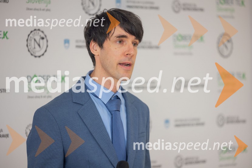 prof. dr. Igor Pravst, vodja raziskovalne skupine, Inštitut za nutricionistikoInovativna živila 2025