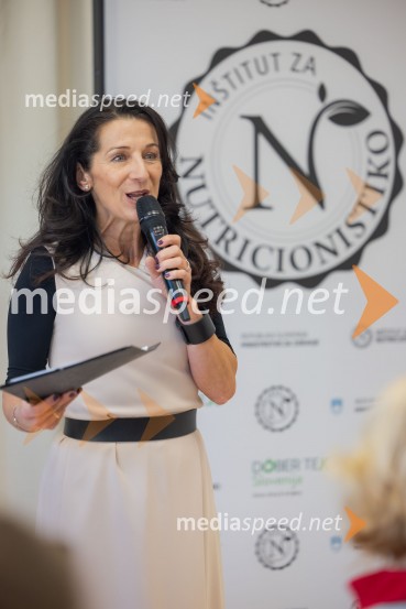  Betka Šuhel Mikolič,  strateško komuniciranje, P&S svetovanjeInovativna živila 2025