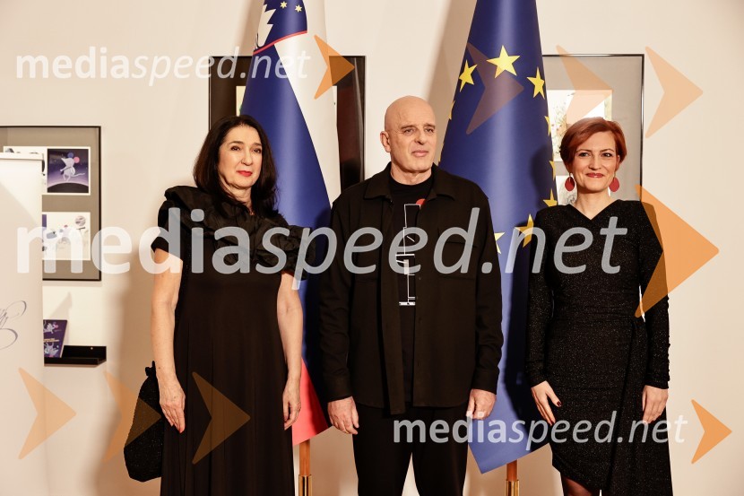  Zdenka Badovinac, kustosinja;  Dragan Živadinov, performer; dr. Asta Vrečko, ministrica za kulturoDržavna proslava ob slovenskem kulturnem prazniku s podelitvijo Prešernovih nagrad