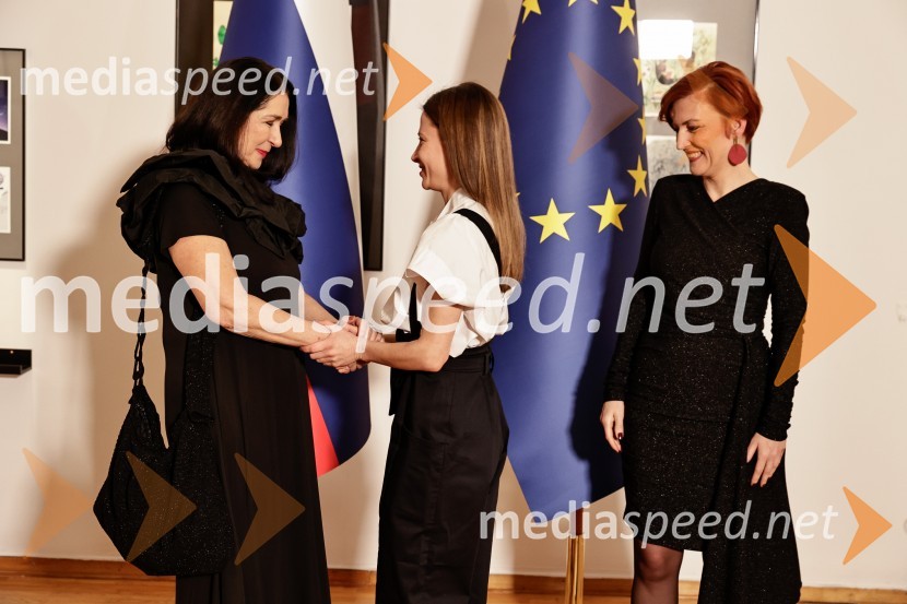 Zdenka Badovinac, kustosinja;  Nina Rajić Kranjac, režiserka; dr. Asta Vrečko, ministrica za kulturoDržavna proslava ob slovenskem kulturnem prazniku s podelitvijo Prešernovih nagrad