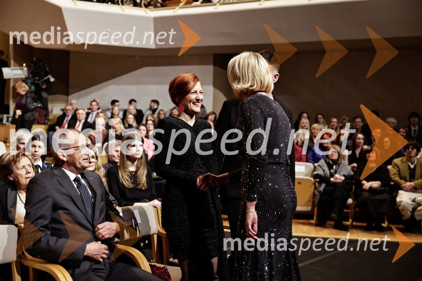  ... ; dr. Asta Vrečko, ministrica za kulturoDržavna proslava ob slovenskem kulturnem prazniku s podelitvijo Prešernovih nagrad