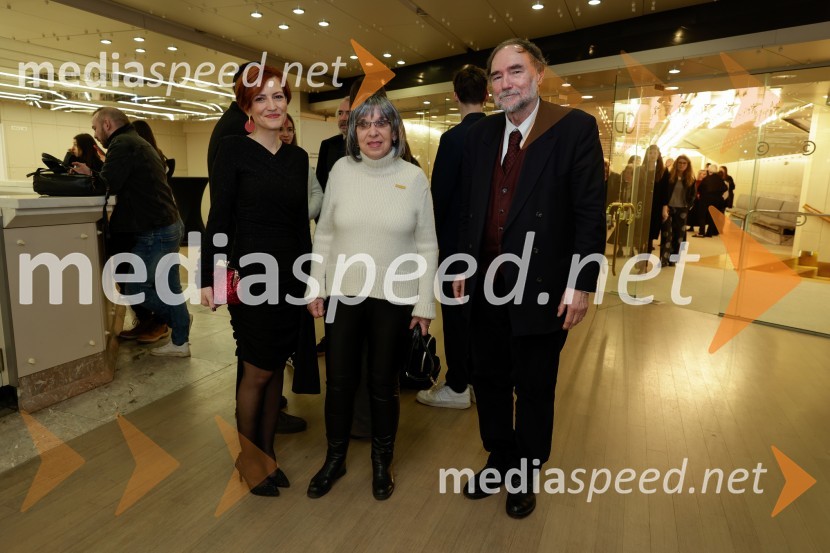 dr. Asta Vrečko, ministrica za kulturo;  Svetlana Makarovič, pisateljica;  ... Državna proslava ob slovenskem kulturnem prazniku s podelitvijo Prešernovih nagrad