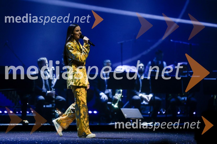  Manca Kampuš, pevka, Koala VoiceDržavna proslava ob slovenskem kulturnem prazniku s podelitvijo Prešernovih nagrad