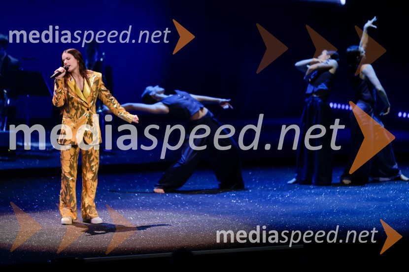  Manca Kampuš, pevka, Koala VoiceDržavna proslava ob slovenskem kulturnem prazniku s podelitvijo Prešernovih nagrad