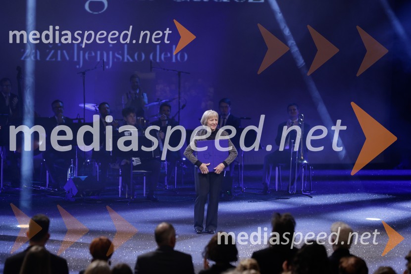  Dragica  Čadež, kiparkaDržavna proslava ob slovenskem kulturnem prazniku s podelitvijo Prešernovih nagrad