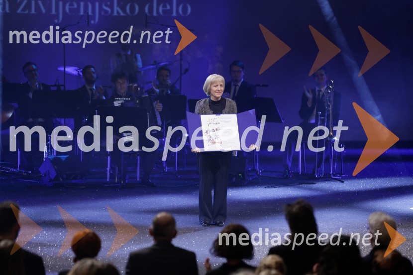  Dragica  Čadež, kiparkaDržavna proslava ob slovenskem kulturnem prazniku s podelitvijo Prešernovih nagrad