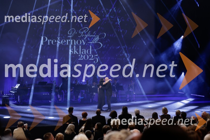  Zdenka Badovinac, kustosinja;  Dragan  Živadinov, perfomerDržavna proslava ob slovenskem kulturnem prazniku s podelitvijo Prešernovih nagrad