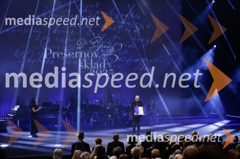  Zdenka Badovinac, kustosinja;  Dragan Živadinov, performerDržavna proslava ob slovenskem kulturnem prazniku s podelitvijo Prešernovih nagrad