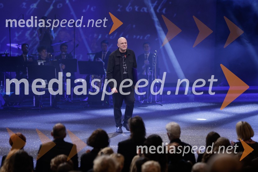  Dragan Živadinov, performerDržavna proslava ob slovenskem kulturnem prazniku s podelitvijo Prešernovih nagrad