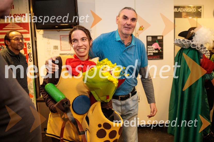  Klara Kastelec, igralka;  ... Dogodivščine Zvitorepca, Trdonje in Lakotnika, premiera predstave v SMG Ljubljana