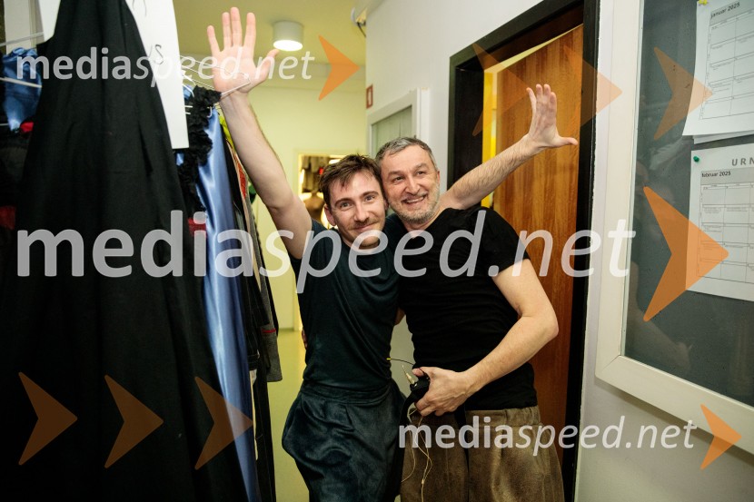  Jurica Marčec;  Ivan Peternelj, igralecDogodivščine Zvitorepca, Trdonje in Lakotnika, premiera predstave v SMG Ljubljana