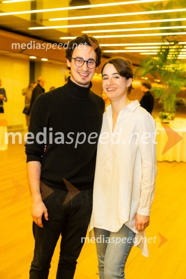  Žan Koprivnik, igralec;  Gaja Filač, igralkaIn ljubezen tudi, premiera predstave v Cankarjevem domu