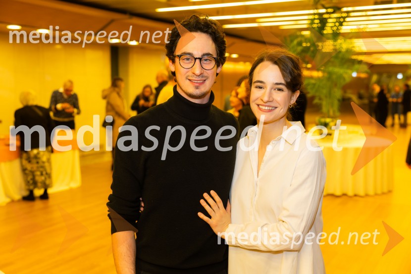  Žan Koprivnik, igralec;  Gaja Filač, igralkaIn ljubezen tudi, premiera predstave v Cankarjevem domu