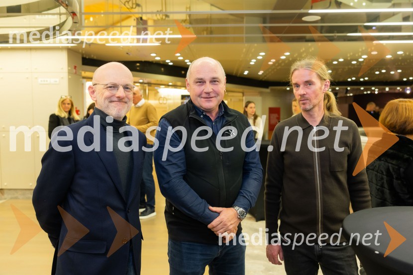  Boštjan Tadel;  ... ;  Andrej Jaklič, vodja gledališkega in sodobnoplesnega programa CDIn ljubezen tudi, premiera predstave v Cankarjevem domu