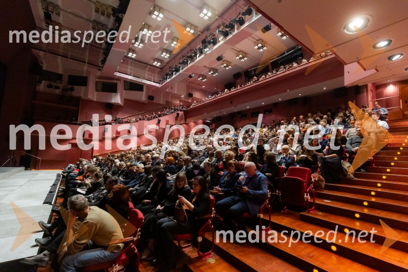 In ljubezen tudi, premiera predstave v Cankarjevem domu