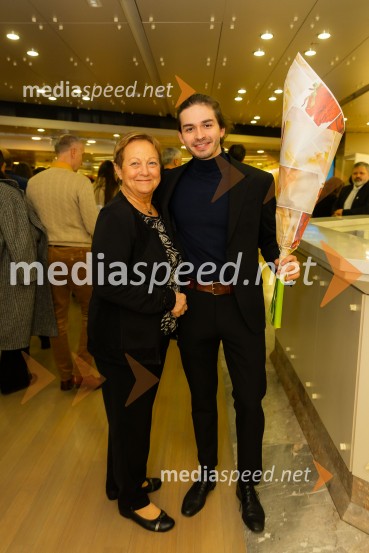  ... ;  David ChampaigneIn ljubezen tudi, premiera predstave v Cankarjevem domu