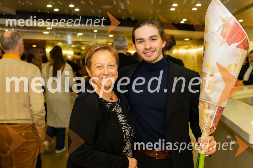  ... ;  David ChampaigneIn ljubezen tudi, premiera predstave v Cankarjevem domu