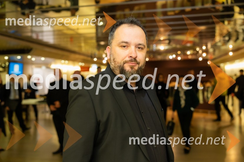 In ljubezen tudi, premiera predstave v Cankarjevem domu