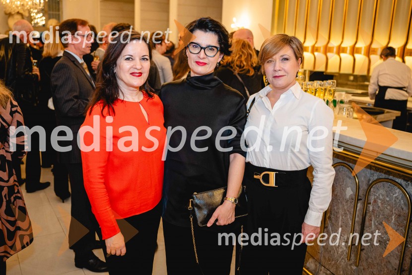  ... ; dr. Manja Flisar Šauperl;  ... Otello, premiera Verdijeve opere v SNG Maribor