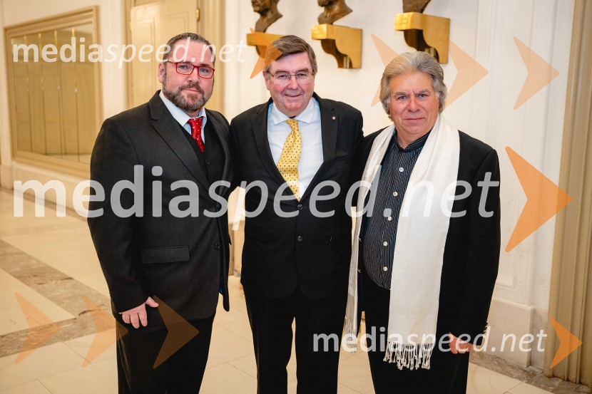  Jaki Jurgec, operni solist;  Simon Robinson, dirigent;  Miro Solman, operni pevecOtello, premiera Verdijeve opere v SNG Maribor