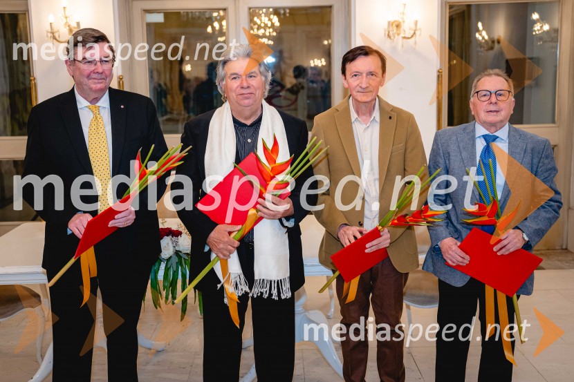  Simon Robinson, dirigent;  Miro Solman, operni pevec;  Vili Ravnjak, dramaturg, SNG Maribor;  Edi Dežman, bivši baletni solist, vodja baleta SNG Maribor, pedagog, Glazerjev nagrajenec 2021 za življensko deloOtello, premiera Verdijeve opere v SNG Maribor