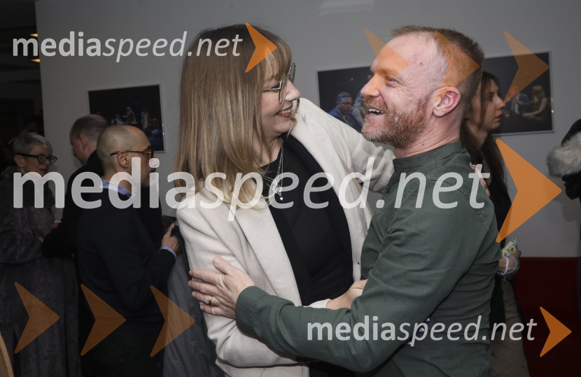  Suzana Srdić, nekdanja voditeljica Radio Capris;  Rok  Matek, igralecDnevi zavrženosti, premiera Gledališče Koper