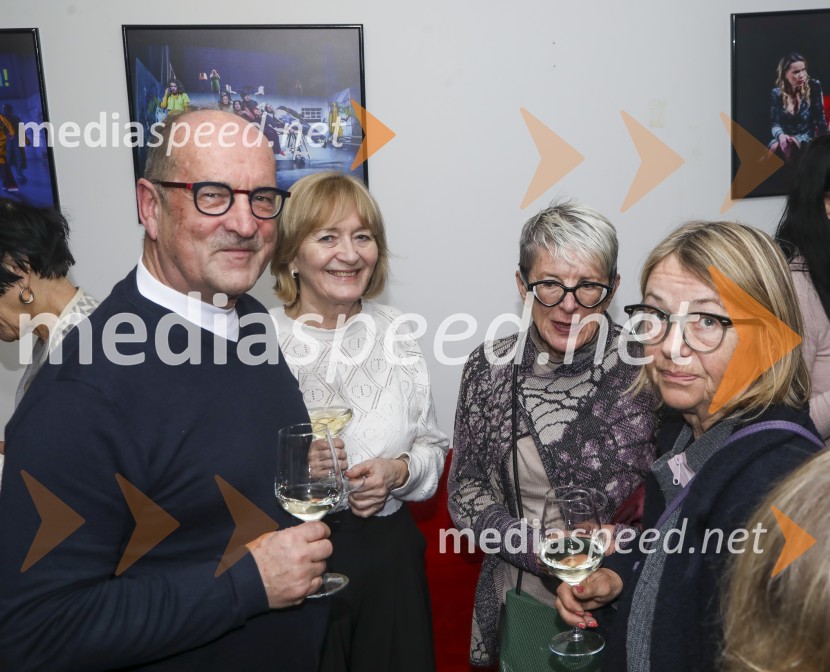  Boris  Šuligoj, novinar;  Nataša Černič Šuligoj;  Bojana Leskovar;  Darja  PetrovičDnevi zavrženosti, premiera Gledališče Koper