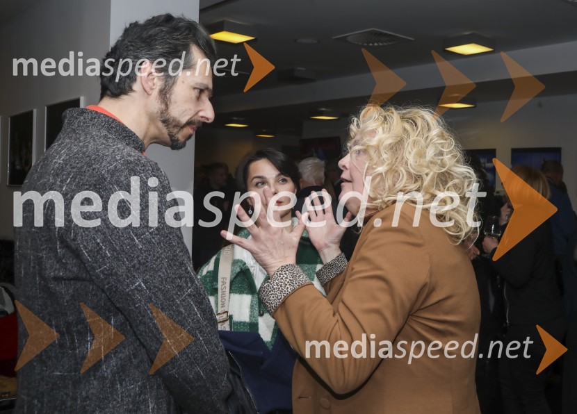  Luka Jurij, z ženo;  ... ;  Katja Pegan,  direktorica in režiserka, Gledališče Koper Teatro CapodistriaDnevi zavrženosti, premiera Gledališče Koper