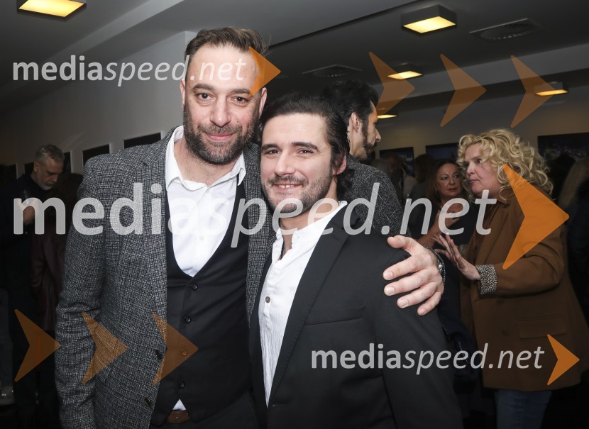  Matej Sukič, vodja za stike z javnostmi Gledališče Koper;  Blaž Popovski, igralecDnevi zavrženosti, premiera Gledališče Koper