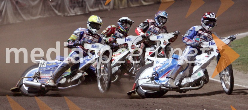 Od leve: Matej Žagar (Slovenija), Leigh Adams, Ryan Sullivan (oba Avstralija) in Nicki Pedersen (Danska)
SPEEDWAY, VN Slovenije 2005