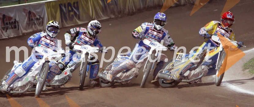 Od leve: Nicki Pedersen (Danska), Bjarne Pedersen (Danska), Matej Žagar (Slovenija) in Tomasz Chrzanowski (Poljska)SPEEDWAY, VN Slovenije 2005