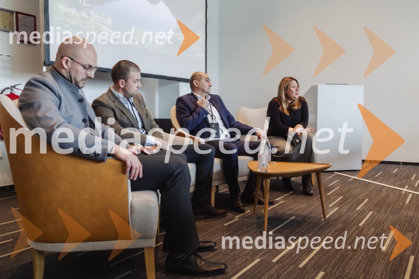  Matjaž Marinšek, generalni direktor Merit HP d.o.o.;  Mario Ivanković, direktor stebra pijač Merit HP d.o.o.;  Matej  Lavrenčič, vodja projekta Merit Portfolio Tasting;  ... Prvi Merit PortfolioTasting z novinarskim srečanjem in pokušino najnovejšega letnika šampanjca Dom Perignon 2015