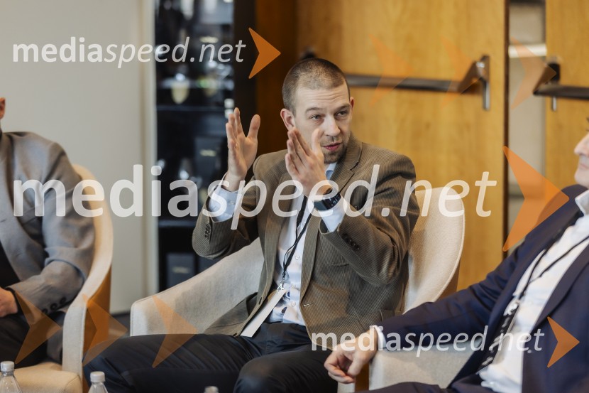  Mario Ivanković, direktor stebra pijač Merit HP d.o.o.Prvi Merit PortfolioTasting z novinarskim srečanjem in pokušino najnovejšega letnika šampanjca Dom Perignon 2015