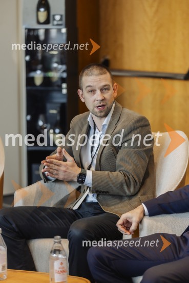  Mario Ivanković, direktor stebra pijač Merit HP d.o.o.Prvi Merit PortfolioTasting z novinarskim srečanjem in pokušino najnovejšega letnika šampanjca Dom Perignon 2015