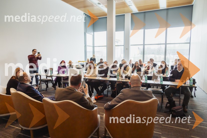 Prvi Merit PortfolioTasting z novinarskim srečanjem in pokušino najnovejšega letnika šampanjca Dom Perignon 2015