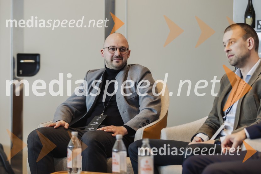  Matjaž Marinšek, generalni direktor Merit HP d.o.o.;  Mario Ivanković, direktor stebra pijač Merit HP d.o.o.Prvi Merit PortfolioTasting z novinarskim srečanjem in pokušino najnovejšega letnika šampanjca Dom Perignon 2015