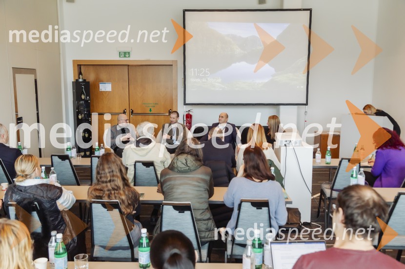 Prvi Merit PortfolioTasting z novinarskim srečanjem in pokušino najnovejšega letnika šampanjca Dom Perignon 2015