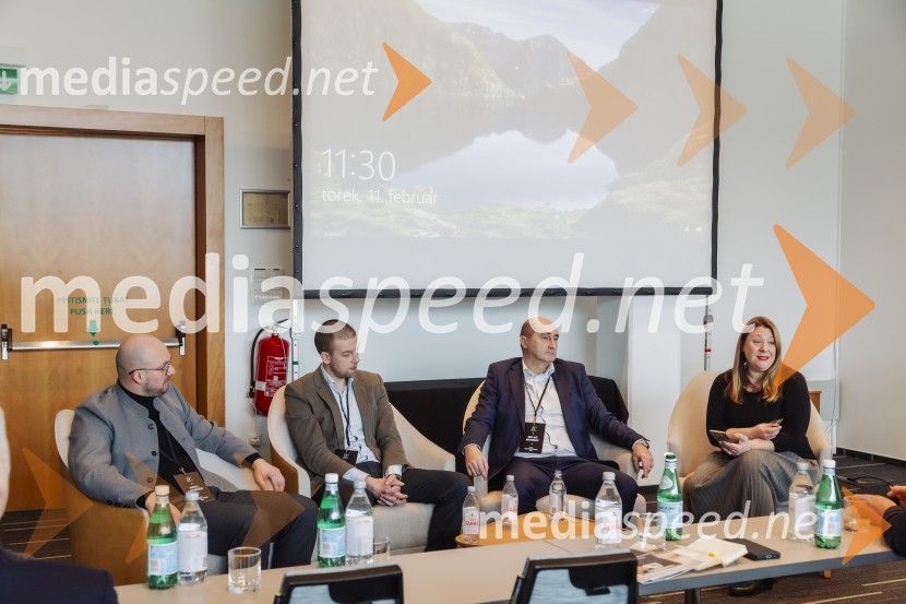  Matjaž Marinšek, generalni direktor Merit HP d.o.o.;  Mario Ivanković, direktor stebra pijač Merit HP d.o.o.;  Matej  Lavrenčič, vodja projekta Merit Portfolio Tasting;  ... Prvi Merit PortfolioTasting z novinarskim srečanjem in pokušino najnovejšega letnika šampanjca Dom Perignon 2015