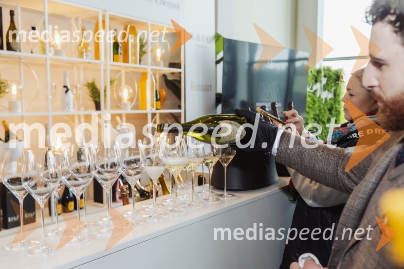 Prvi Merit PortfolioTasting z novinarskim srečanjem in pokušino najnovejšega letnika šampanjca Dom Perignon 2015