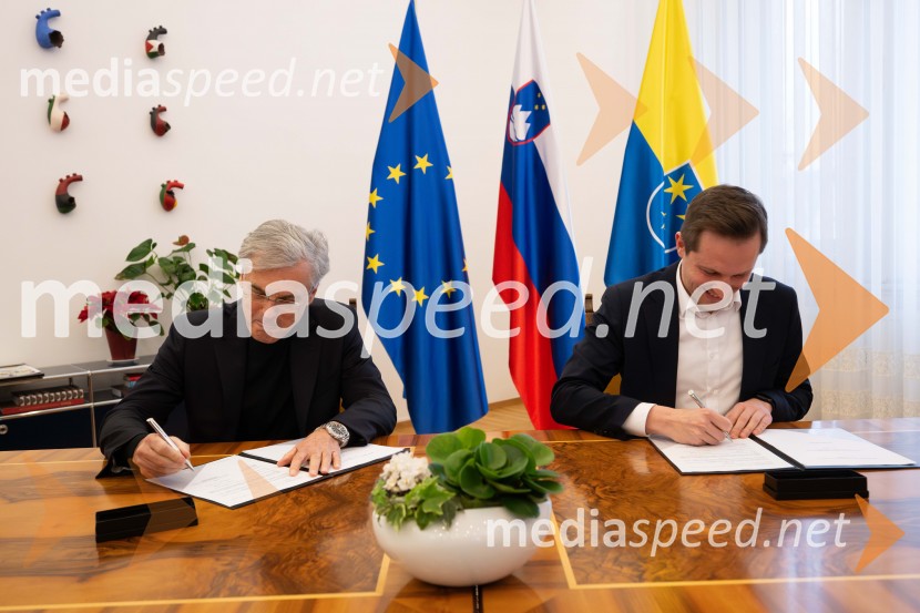  Črtomir Remec, direktor Stanovanjskega sklada;  Matija Kovač, župan, MO CeljeStanovanjski sklad RS bo v Celju gradil nova najemna stanovanja