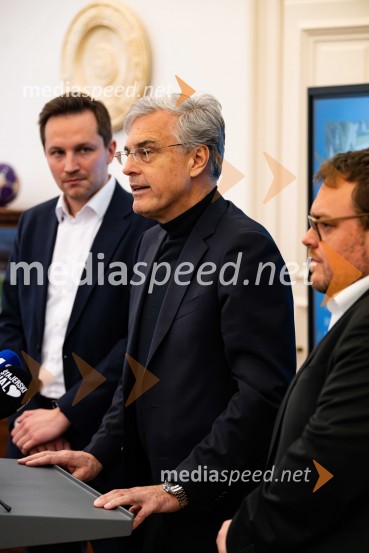  Matija Kovač, župan, MO Celje;  Črtomir Remec, direktor Stanovanjskega sklada;  Simon Maljevac, Minister za solidarno prihodnostStanovanjski sklad RS bo v Celju gradil nova najemna stanovanja