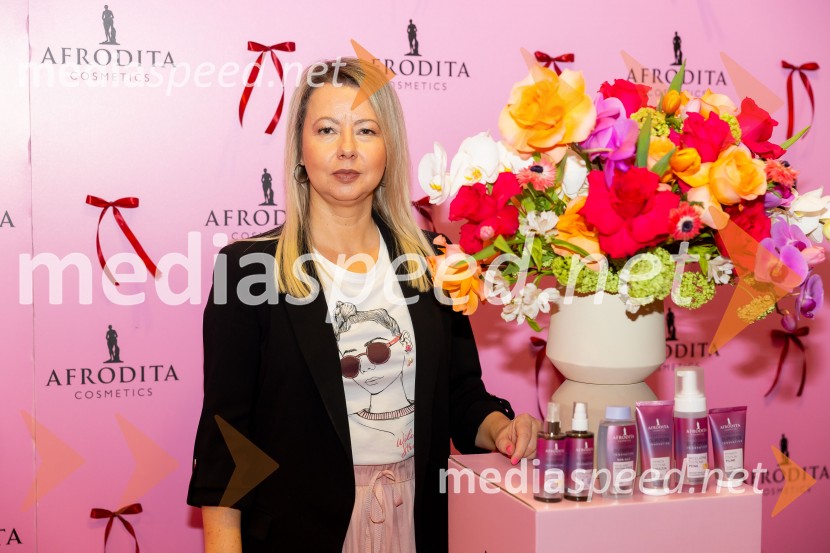  Mišela  Firšt Vučenović, Kozmetika AfroditaAfroditina predstavitev novosti za slovenske vplivneže