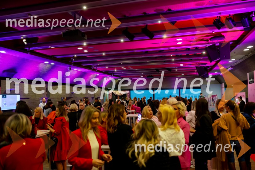 Afroditina predstavitev novosti za slovenske vplivneže