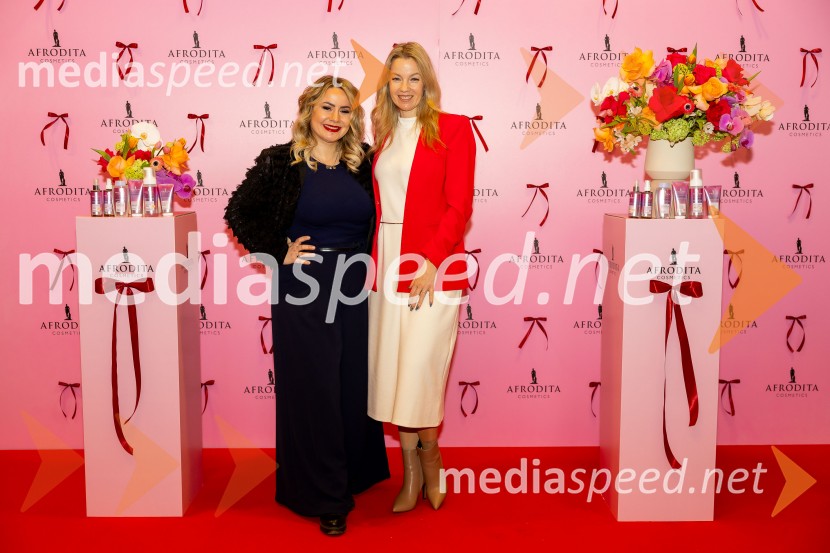  ... ;  Jerica ZupanAfroditina predstavitev novosti za slovenske vplivneže