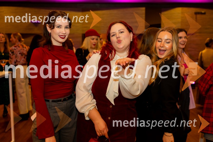  Zala Zagoričnik;  Nataša Mernik - Anakrejevska, modna blogerka;  ... Afroditina predstavitev novosti za slovenske vplivneže