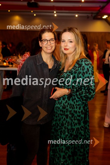  Daša Mavrič, Onaplus.si;  Katarina Mihelič Bajt, revija GraziaAfroditina predstavitev novosti za slovenske vplivneže