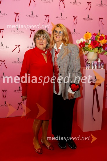  Danica Zorin Mijošek,  lastnica in direktorica, Kozmetika Afrodita;  Maja Štamol Droljc, modna oblikovalkaAfroditina predstavitev novosti za slovenske vplivneže