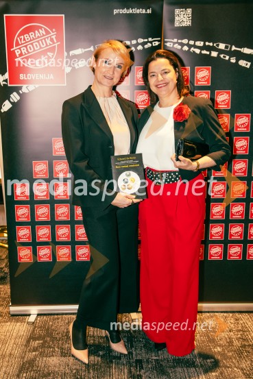  ... ;  Nastja Mulej, certificirana trenerka de Bonovih metodIzbran produkt leta 2025, podelitev priznanj