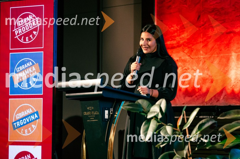  Farah  Driouich, strokovnjakinja digitalnega marketingaIzbran produkt leta 2025, podelitev priznanj